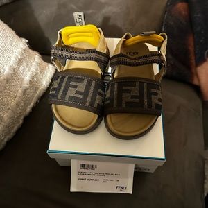 Fendi Brown & Yellow Kids FF Logo Strap Sandals